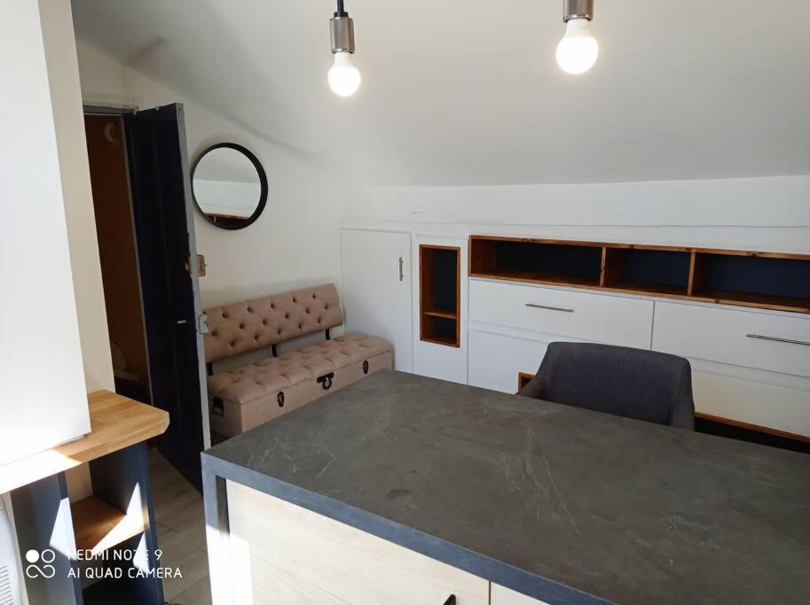 Avignon Hyper Centre:Studio Cosy Et Calme Bagian luar foto